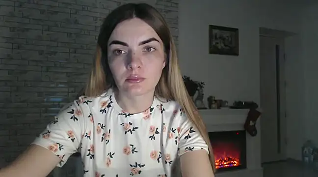 Snapshot of _JustmeHere_ chatting on December 21, 7:38 pm JustmeHere online show from December 21, 7:38 pm