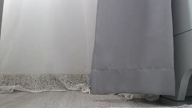  JustmeHere  online show from January 18, 8:18 am