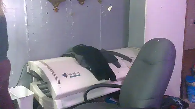 Snapshot of Lisalovely6981 chatting on March 18, 10:03 am Lisalovely6981 online show from March 18, 10:03 am