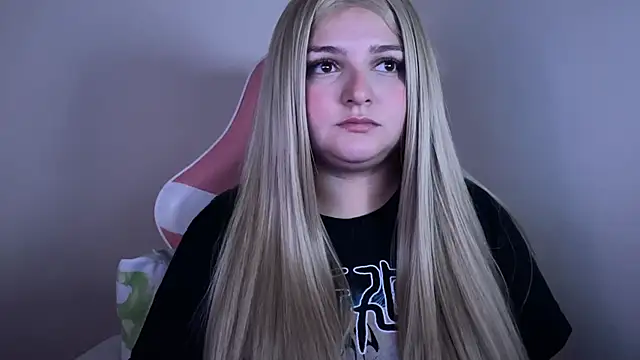 SweetPaige  online show from February 5, 10:44 pm