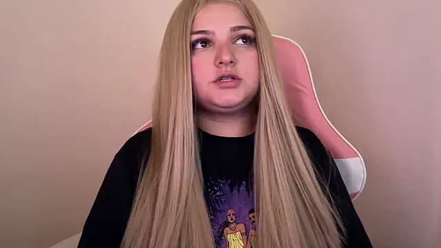 SweetPaige  online show from February 6, 3:52 pm