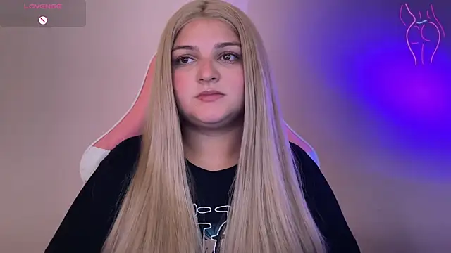 SweetPaige  online show from February 18, 5:10 pm