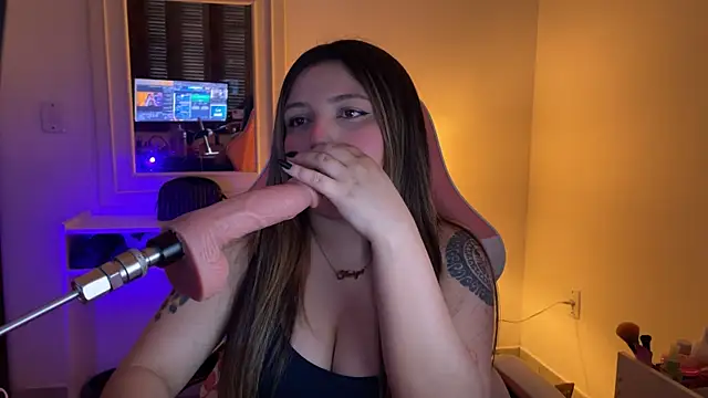 SweetPaige  online show from September 26, 5:50 pm