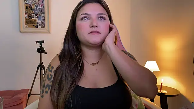 SweetPaige  online show from February 1, 6:06 pm