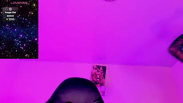 naomy  xx online show from November 19, 3:17 am