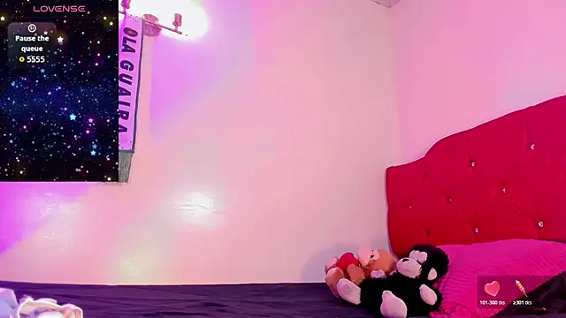 naomy  xx online show from December 3, 3:14 am