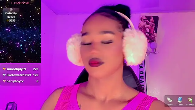 naomy  xx online show from December 14, 12:43 pm