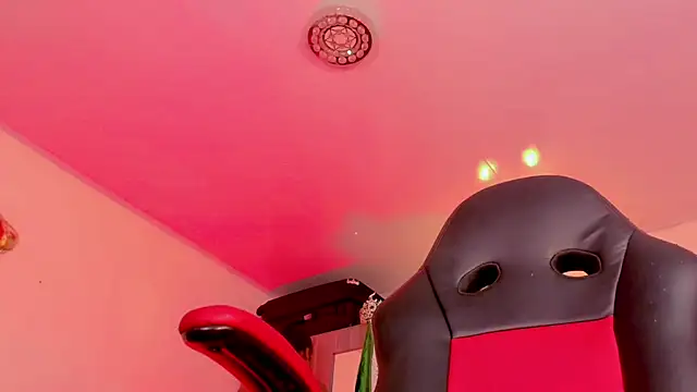 naomy  xx online show from March 7, 5:59 am