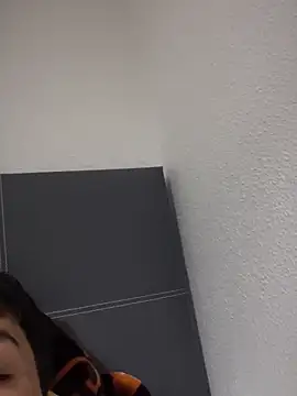 Snapshot of anassmaxch chatting on November 12, 4:24 am anassmaxch online show from November 12, 4:24 am