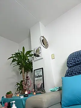 Snapshot of jamilaross chatting on February 13, 4:11 am jamilaross online show from February 13, 4:11 am