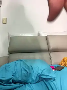 Snapshot of jamilaross chatting on March 6, 7:36 am jamilaross online show from March 6, 7:36 am