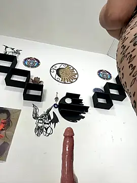 Snapshot of jamilaross chatting on November 16, 9:09 pm jamilaross online show from November 16, 9:09 pm