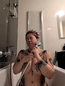 divine eve online show from November 25, 2:06 pm