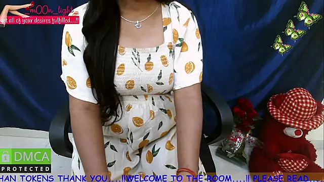  mOOn light  online show from February 8, 7:59 am