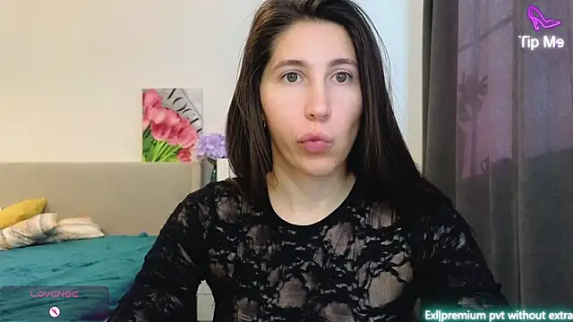 marrycolins online show from June 7, 1:21 am