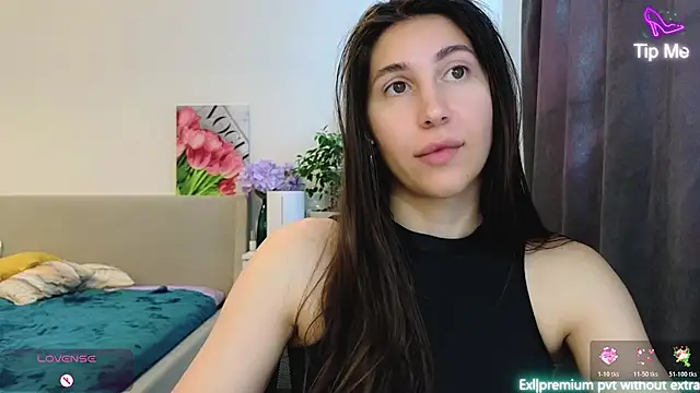 marrycolins online show from June 19, 3:00 am