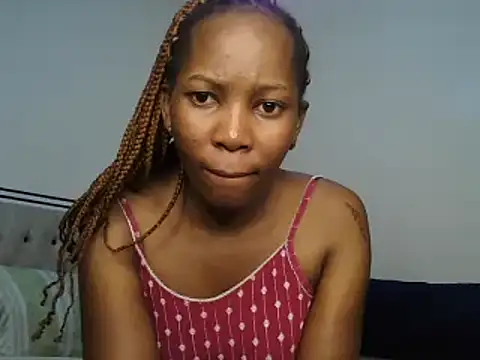 Petitiebooty online show from February 3, 7:18 am