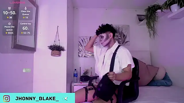 Snapshot of Jhonny-Blake chatting on January 24, 10:08 pm Jhonny-Blake online show from January 24, 10:08 pm