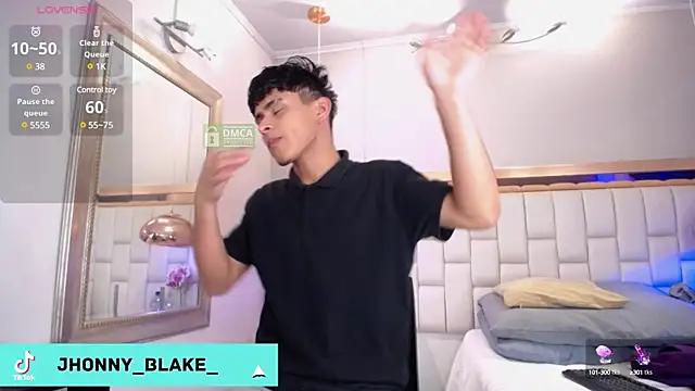 Snapshot of Jhonny-Blake chatting on January 30, 8:53 pm Jhonny-Blake online show from January 30, 8:53 pm