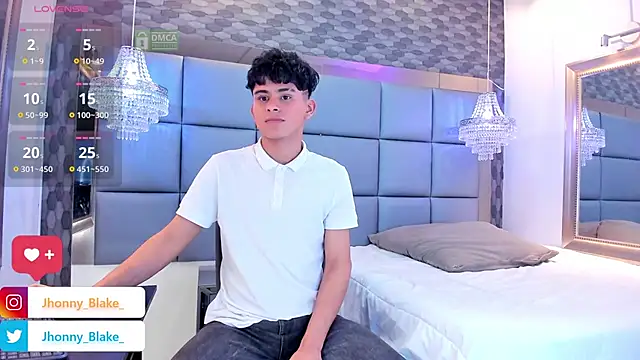 Snapshot of Jhonny-Blake chatting on February 17, 9:30 pm Jhonny-Blake online show from February 17, 9:30 pm