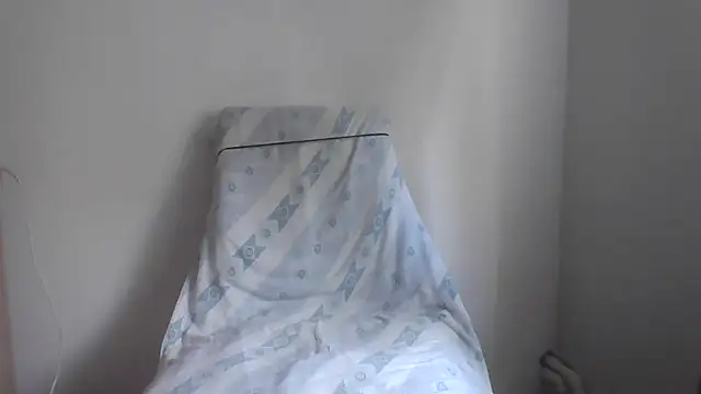 Snapshot of fl3xxx1 chatting on June 9, 9:21 am fl3xxx1 online show from June 9, 9:21 am