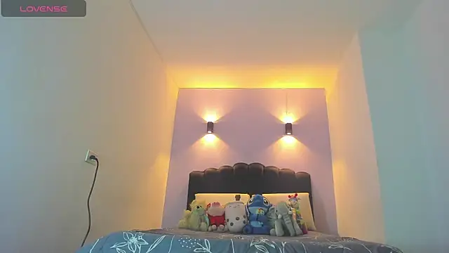 Sofia Clauss  online show from December 20, 4:19 am