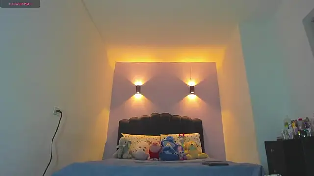 Sofia Clauss  online show from March 17, 3:55 am