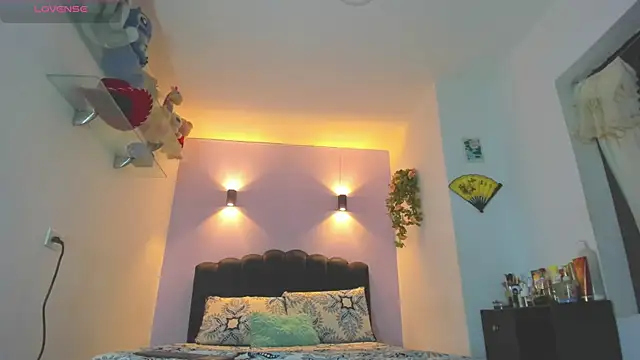 Snapshot of Sofia_Clauss_ chatting on June 29, 10:15 am Sofia Clauss online show from June 29, 10:15 am