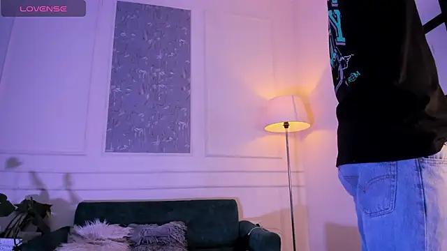 Snapshot of AlessandroDybala chatting on October 22, 12:27 pm AlessandroDybala online show from October 22, 12:27 pm