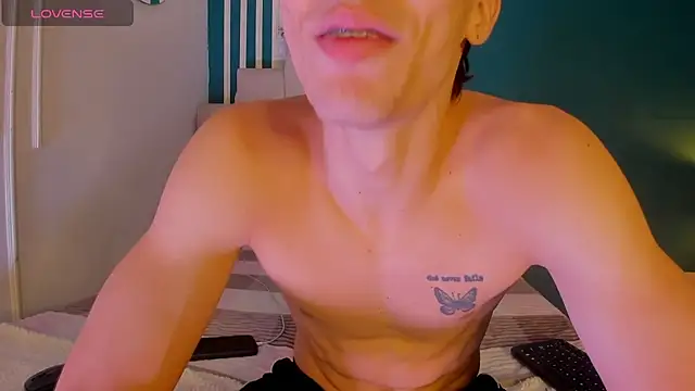 Snapshot of AlessandroDybala chatting on November 11, 12:16 pm AlessandroDybala online show from November 11, 12:16 pm