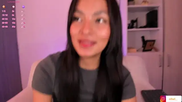 Snapshot of barbie_brunette3 chatting on October 15, 4:34 am barbie brunette3 online show from October 15, 4:34 am