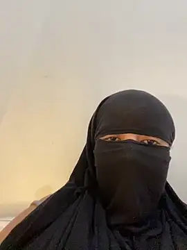 Snapshot of Barbyxhot chatting on February 15, 4:25 pm Barbyxhot online show from February 15, 4:25 pm