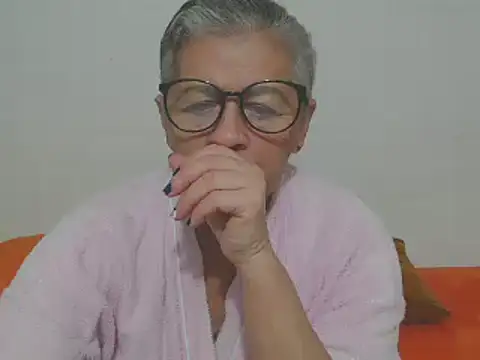 candy mature  online show from January 15, 11:19 pm