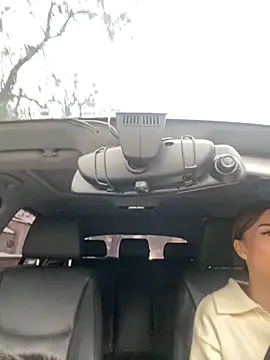 RebecaMur online show from January 16, 1:04 pm