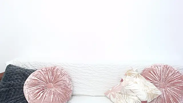 RebecaMur online show from September 13, 4:40 pm