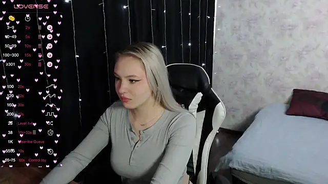 VikaPowers online show from March 11, 6:32 am