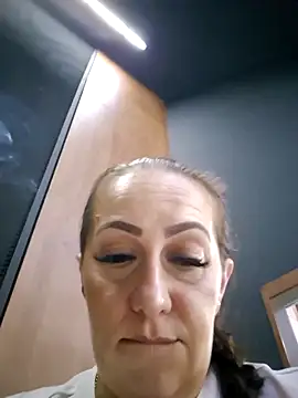 AvaLloyd online show from February 28, 3:15 am