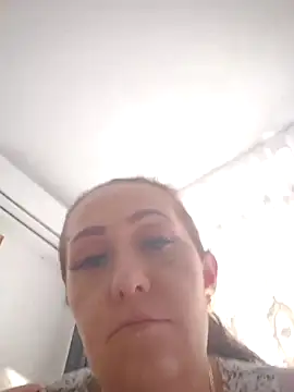 AvaLloyd online show from March 7, 2:12 pm