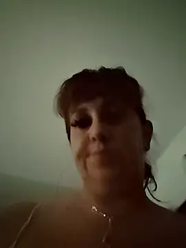 AvaLloyd online show from November 5, 2:50 pm