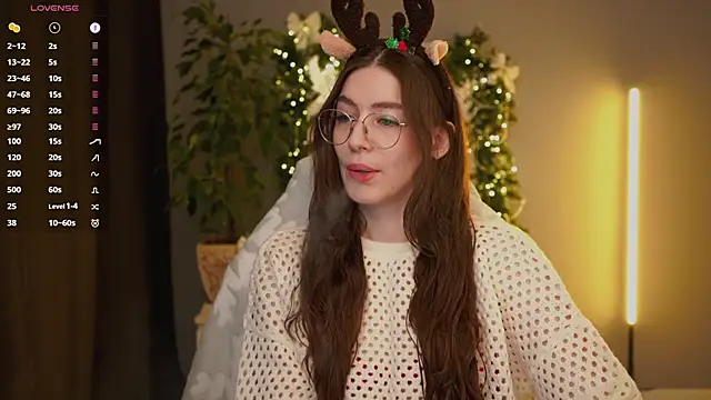 Ester Hill online show from December 22, 1:57 am