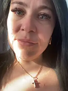 Snapshot of CuteNata chatting on February 23, 1:10 pm CuteNata online show from February 23, 1:10 pm