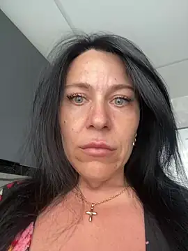 Snapshot of CuteNata chatting on July 5, 12:01 pm CuteNata online show from July 5, 12:01 pm