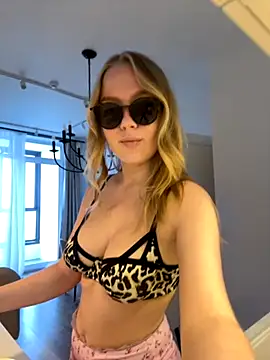 Little Forest ELF online show from November 23, 8:47 am