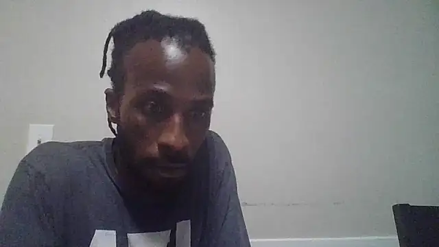 Snapshot of razzynolight chatting on June 24, 2:10 am razzynolight online show from June 24, 2:10 am