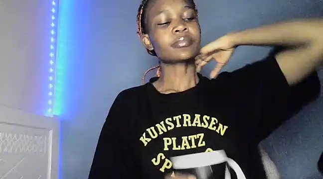 Snapshot of cyberbunnie chatting on March 11, 7:14 pm cyberbunnie online show from March 11, 7:14 pm