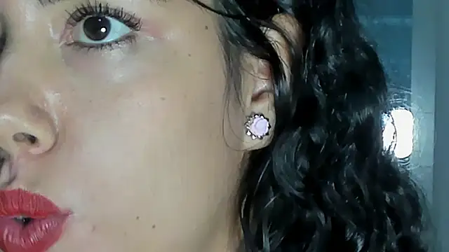 susana monroy online show from February 20, 11:43 pm