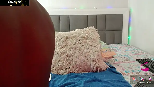 nicolaskan online show from February 25, 12:37 pm