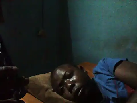 Snapshot of little__joy chatting on September 24, 12:25 am little joy online show from September 24, 12:25 am