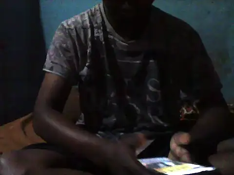 Snapshot of little__joy chatting on November 4, 6:01 am little joy online show from November 4, 6:01 am