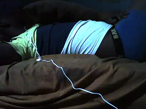 Snapshot of little__joy chatting on November 15, 11:21 pm little joy online show from November 15, 11:21 pm